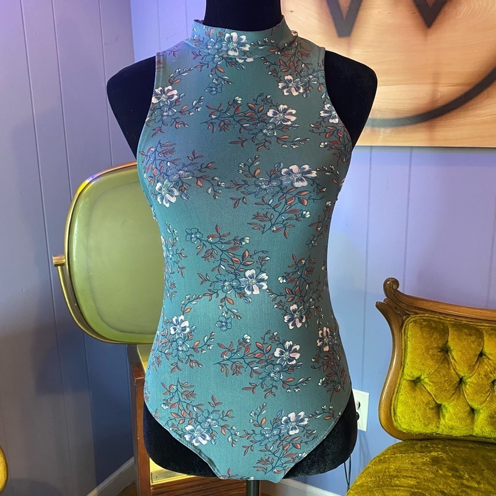 Vintage 90s/Y2k Charlotte Russe Sheer Mesh Floral Mock Neck Bodysuit Size S